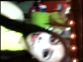 穿着沙滩排球比基尼自慰 SecretGakuen indonesian gay porn star