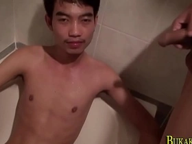 亚洲人颜射尿尿 japan gay sauna porn