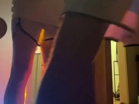 教练对嫩徒弟的严厉惩罚 - 免费版 jin japanese gay porn