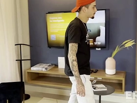 跟老婆吵架后跟兄弟喝酒结果搞成这样 chinese elated sleepover porn