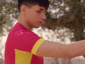 足球小鲜肉球员无套野战 恋足BDSM户外 free pinoy gay porn