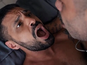 巴西邻居把我操得整栋楼都听得见 gay sex videos hindi asian