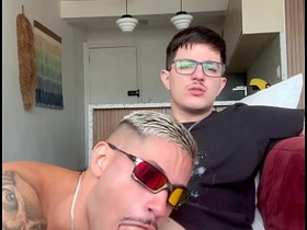 大鸡巴书呆子把骚货屁眼操烂 - 免费 chinese bl gay porn