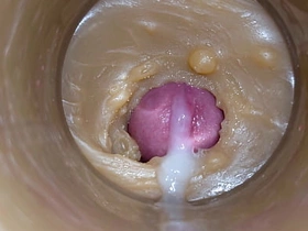 小镜头塞进嫩逼玩具里 边操边拍 高潮内射浓精 4K高清 blissful porn chinese dirty talk