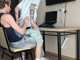 找继兄辅导作业结果被深喉口交爆菊 第一部 uncaring porn kept secret asian