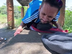 公园野战3个里约猛男给小伙灌满浓精 gay porn chinese toilet