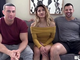 100斤亚裔被两个健美壮汉操烂 hot gay porn indonesia