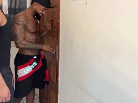 老家伙尝了黑鬼大屌后还要更多 asian teen boy gay porn