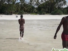 赤裸黑肤嫩弟淋浴后填素人 japanese daddy together with nipper gay porn