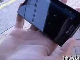 亚洲少年穿泳裤免费男同片 嫩屌竞拍价高者得 handsome gay porn asian