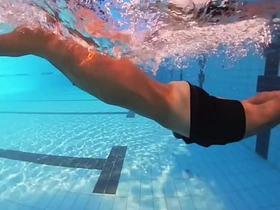 泳池内射 taiwan solo gay porn