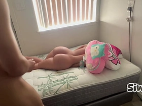 狠狠操翻继女的完美肉体 gay porn asia muscle