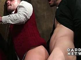 神父的淫穴新世界，展开了 pretty chinese boy delighted porn