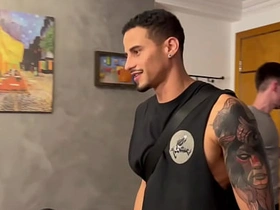 本来雇我当家教结果把学生都给上了 japan muscle porn gay