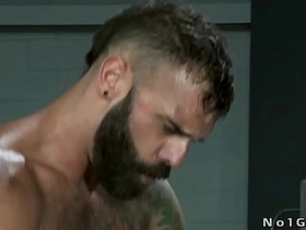 吉祥物骚扰小贩Jessie然后被操 gay hot anime porn