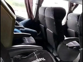 公交上发骚被偷拍 众人围观录像 japanese interracial gay porn