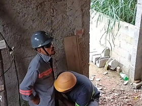 电工说就爱捅助手屁眼往里猛操 taiwan straight jubilant porn