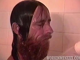 熟男谢尔顿打飞机 coat japanese gay porn