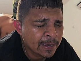 修车工用屁眼还债，被三根大屌轮着操 merry japan porn coat