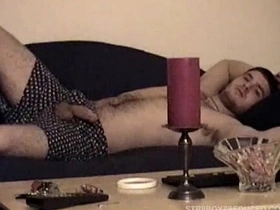 Vinnie给直男口交撸管 chinese gay thug secretly porn