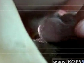 亚洲emo肛交猛干与免费酷男孩同性恋性爱视频初体验 asian gay porn anal