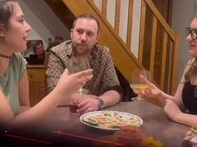 法国女装大佬调教记：双女王虐哭贱奴 gay teen porn japanese