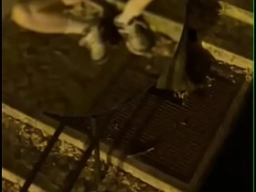 业余少年街头打飞机被偷拍 遭胁迫口交但成功逃脱 asian gym boys gay sex videos