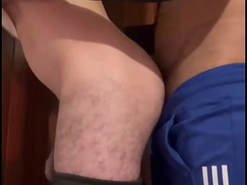 在老板儿子房间里偷偷操他 yuta japanese gay porn