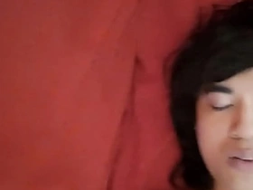 业余男同视频里苗条光滑瘦仔撸性感鸡巴的脸腹肚脐眼嘴皮肤多角度 hot gay porn onlyfans