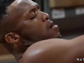 仓库同事跨种族基佬肛交 gay porn asian teens