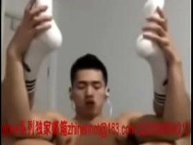亚裔少年镜头前射精 chinese gay porn clips