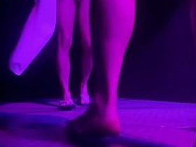 健身房公共淋浴间抓拍素人-一个硬了打飞机速射走人 另一个在撒尿 chinese affianced gay porn