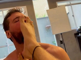 去朋友家串门 结果搞成这样 / 完整版XVIDEOSRED或SHEER / 订阅频道 asian sexy gay sex videos