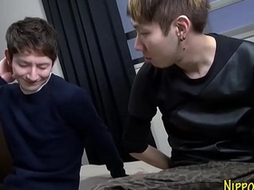 口交亚裔嫩鸡再狠干 xnxx asian gay sex videos