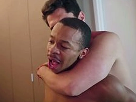 埃里克·霍尔的巨屌无套狂操法老吞精者 asian shrivelled gay sex videos