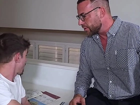 意大利原味性爱技巧荣誉学位 [预告片] hot gay sculpture porn