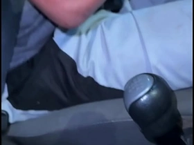 说服网约车司机操我屁眼 gay porn japan train