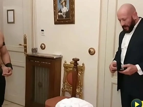 Favio Vador被肌肉猛男Darek Kraft舔肛 myanmar gay porn video