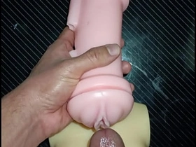 Kissy和Dolly三明治：从嘴巴干到逼！高潮乳交收尾。 japanese muscle old man gay porn