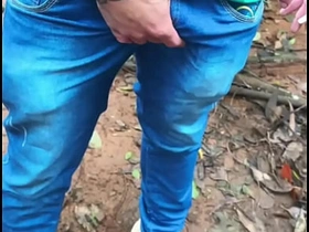 在野地里被陌生人猛操 gang chinese gay porn