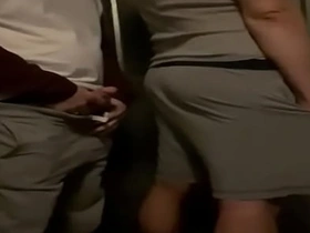 深夜空街，喝多了…我决定尿在嫩鸡室友身上找乐子 :P porn uncaring fat chinese gumshoe