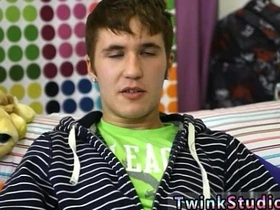 英俊亚洲男同志色情电影 凯恩·兰宁的XXX chinese merry porn shagging hard