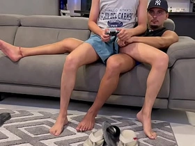 教干儿子打飞机 asian college pal gay sex videos